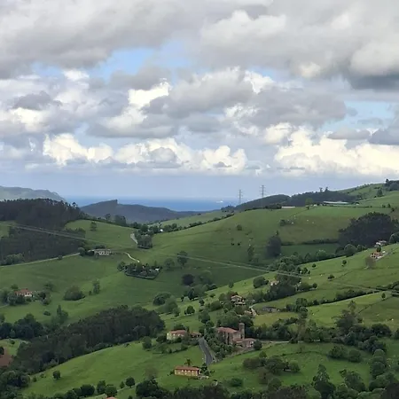 La Casona De *